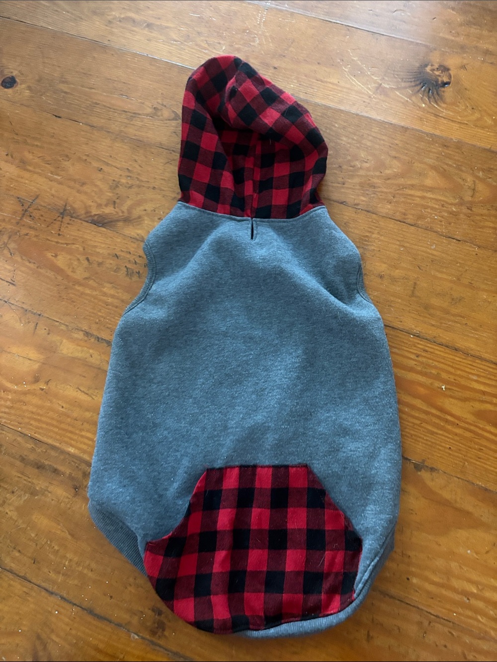 Cozy Grey Dog Hoodie with Red Buffalo Plaid Hood